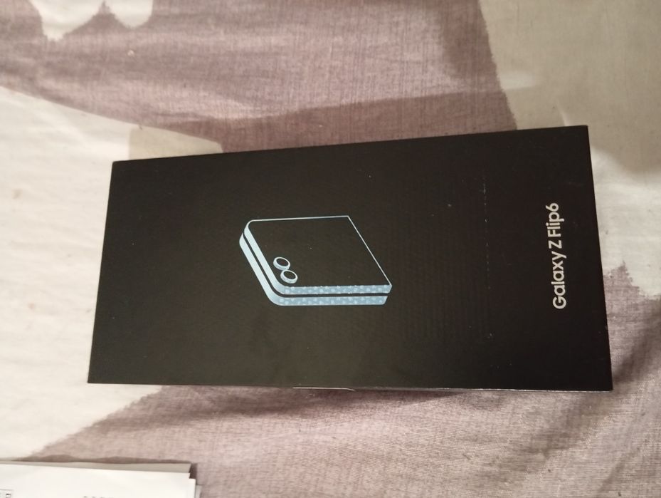 Samsung Galaxy Z  Flip 6 Niebieski