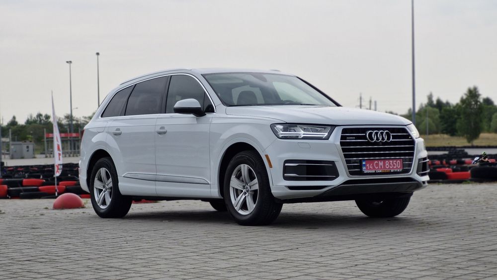 Продам терміново Audi Q7
