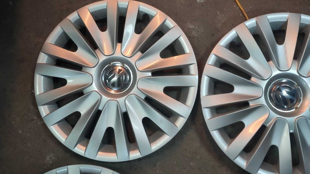 Колпак колесного диска 5K0601147H VAG,Golf r15