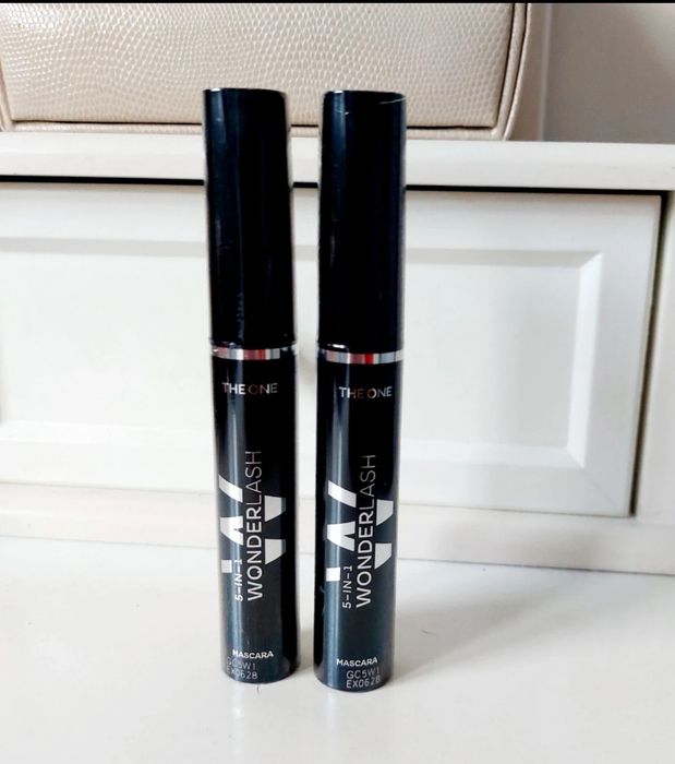 Zestaw 2 sztuki tusz do rzęs Wonderlash 5-in-1 maskara