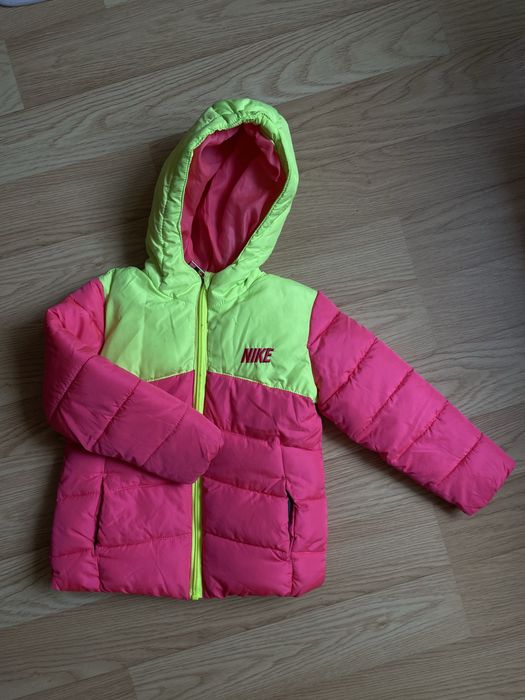 Демісезонна Курточка Nike на дівчинку 92-98(3t)