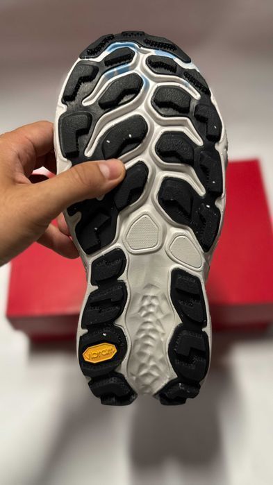 Buty New Balance Foam runner, rozmiar 41.5