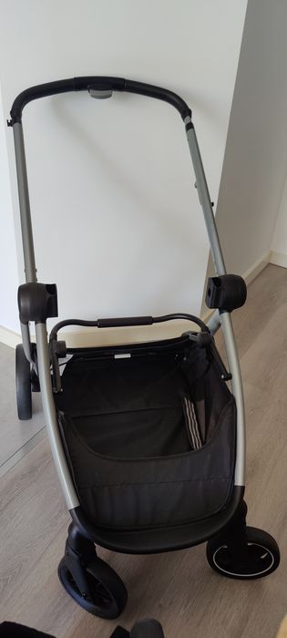 Carrinho bebê Bebe Confort Zélia 2 + Pebble Pro i-Size