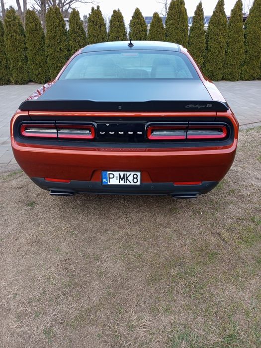 Dodge challenger
