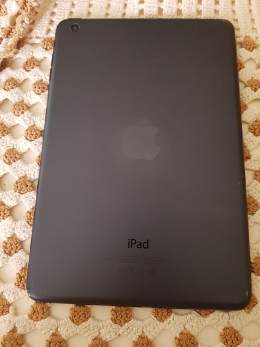 Selling iPad with new battery but no display64551193417858121
