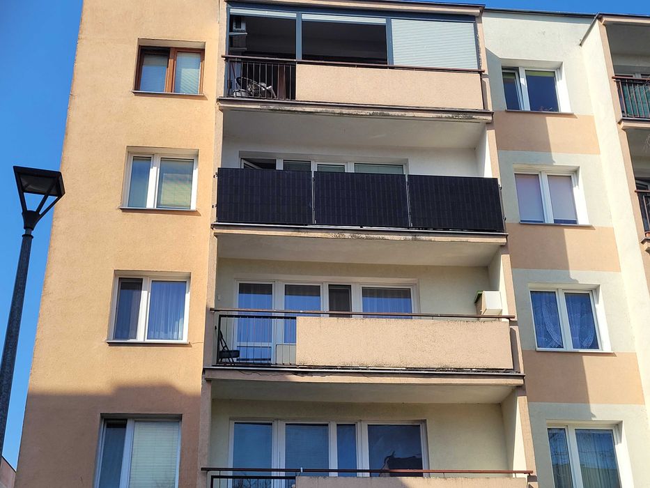 Instalacja fotowoltaiczna fotowoltaika na balkon w bloku