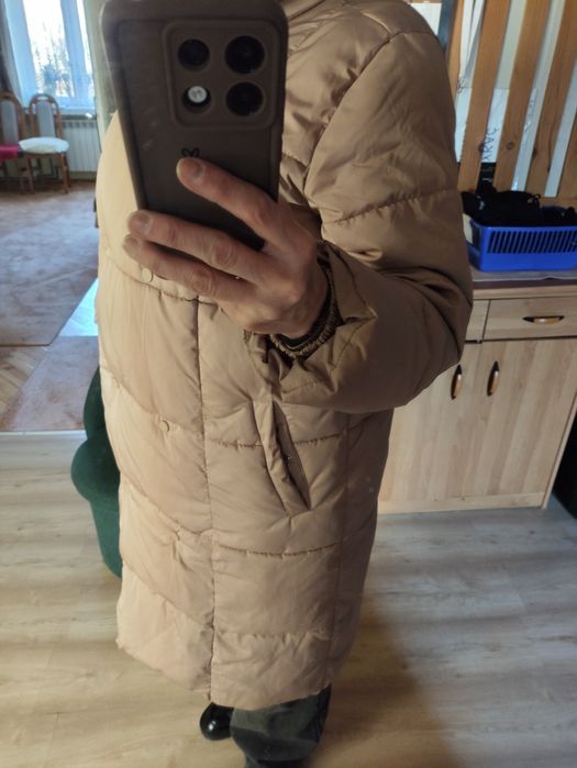 Płaszcz zimowy beżowy Reserved r.L