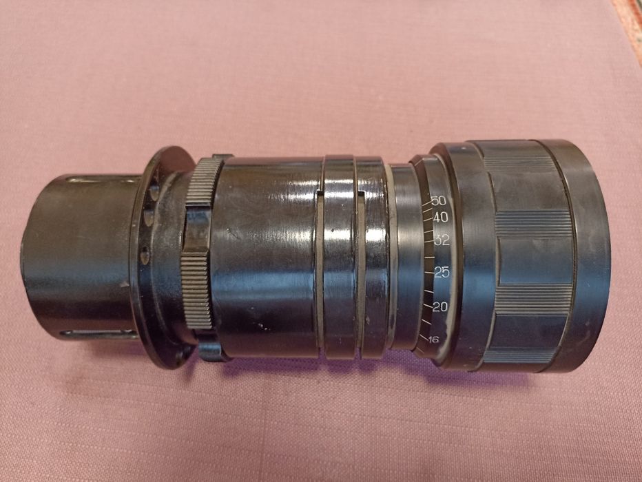 Кінопроекційні об'єктиви та анаморфотна насадка 35 НАП2-3