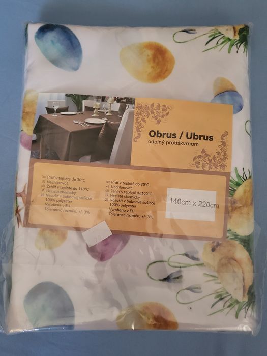 Piękny, duży obrus wielkanocny. Nowy.