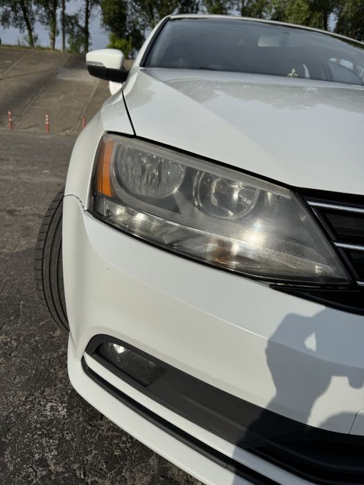 Продається Volkswagen Jetta SE 2015