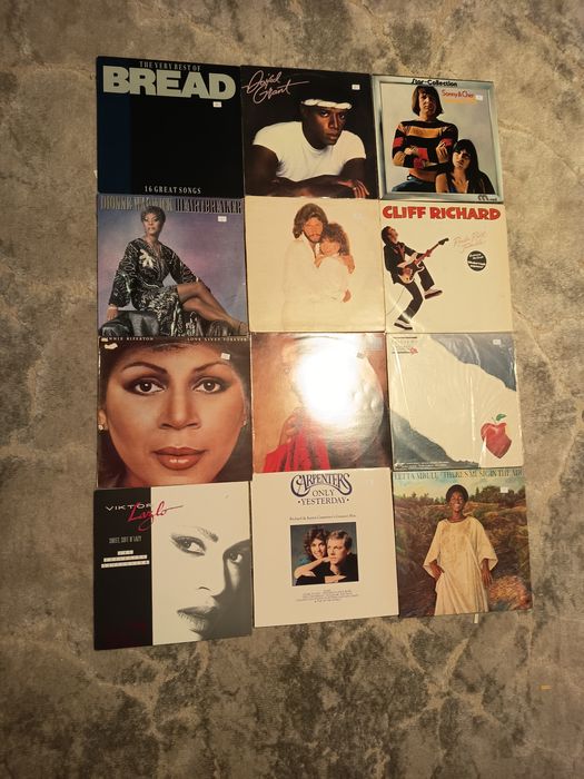 Lote de vinis a €5 unidade