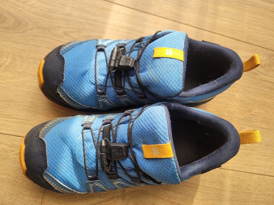 Buty chłopięce firmy Salomon rozm. 34