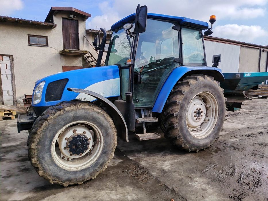 New Holland TL80a