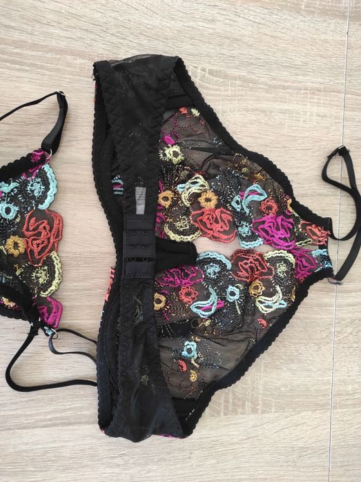 Strój bikini Haftowany rozmiar L