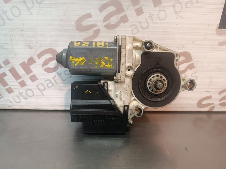 Motor Vidro Frente Direito SEAT IBIZA III - 104383101