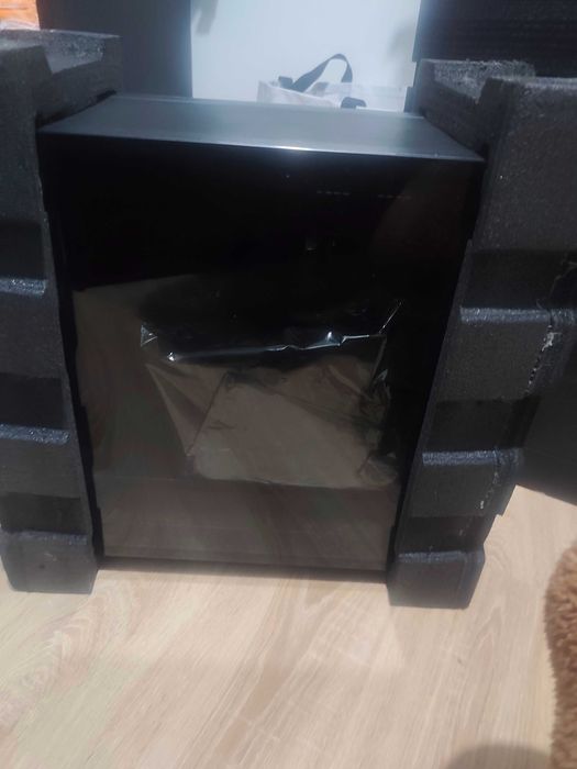 Caixa computador vidro temperado