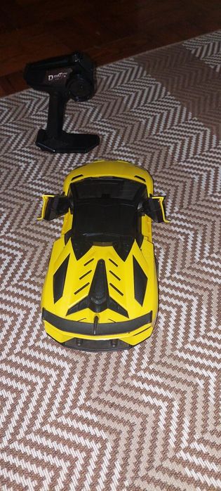 Carro lamborghini telecomandado criança