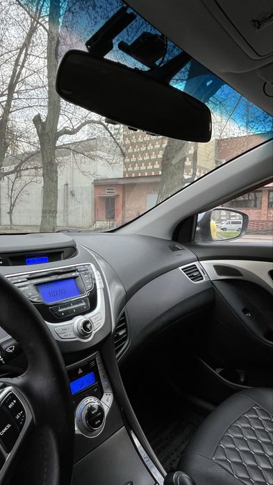 Хундай Елантра 2011 Київ)