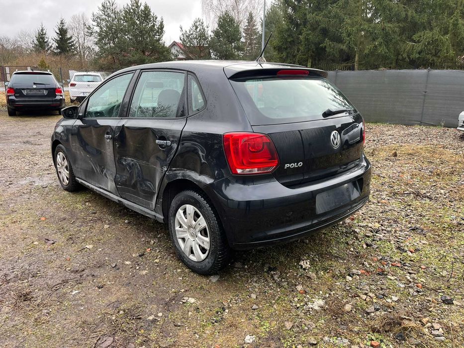 lampa tył tylna tylnia prawa vw polo v 5 6r0 6r 2009 -2013