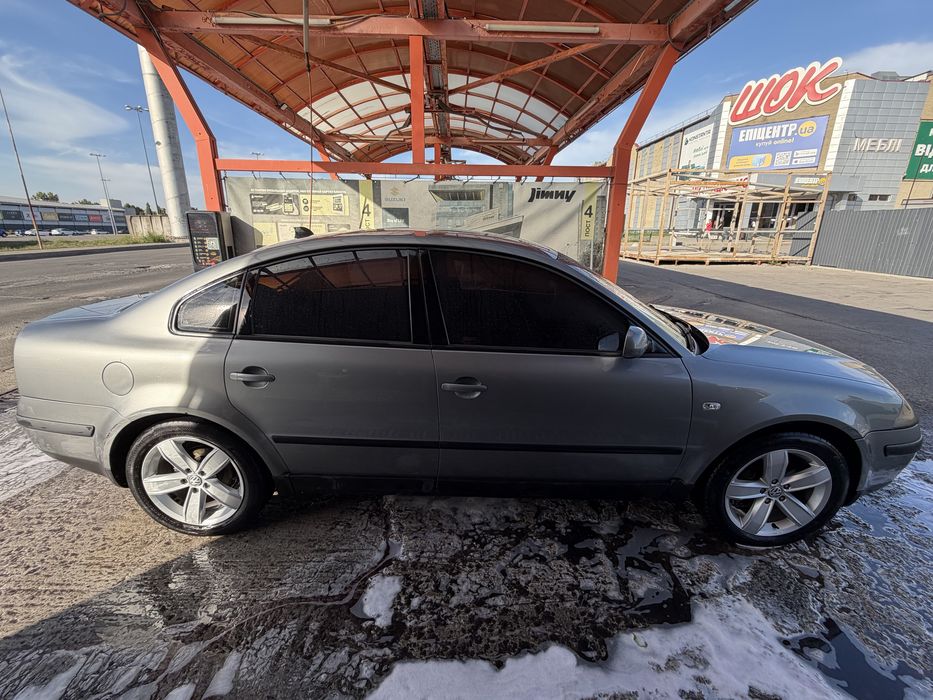 Volkswagen Passat 2002 VIN WVWZZZ3BZ2P180024 фото оголошення 3 з 8