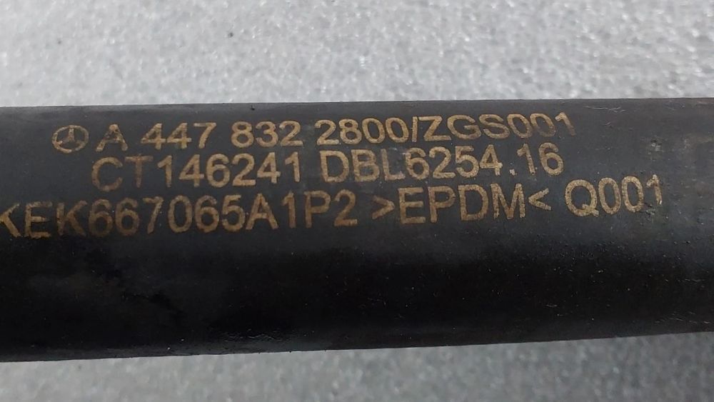 Tubo da água MERCEDES-BENZ Vito (W447)