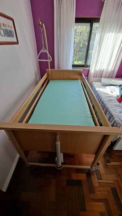 Cama Hospitalar Elétrica BURMEIER Economic II