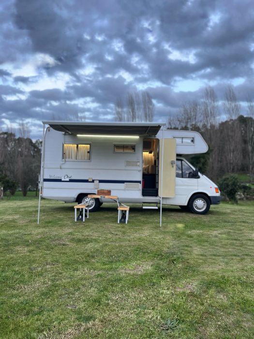 Autocaravana Ford Transit Chausson Bifuel de Fábrica
