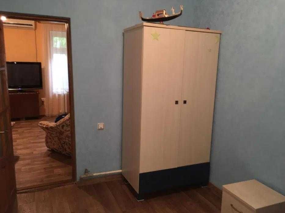 Трехкомнатный дом в Аркадии 6 мест. Газ Солнечная станция Генератор.