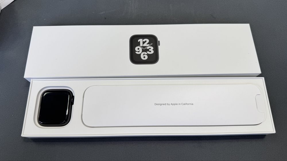 Apple watch se 44 мм