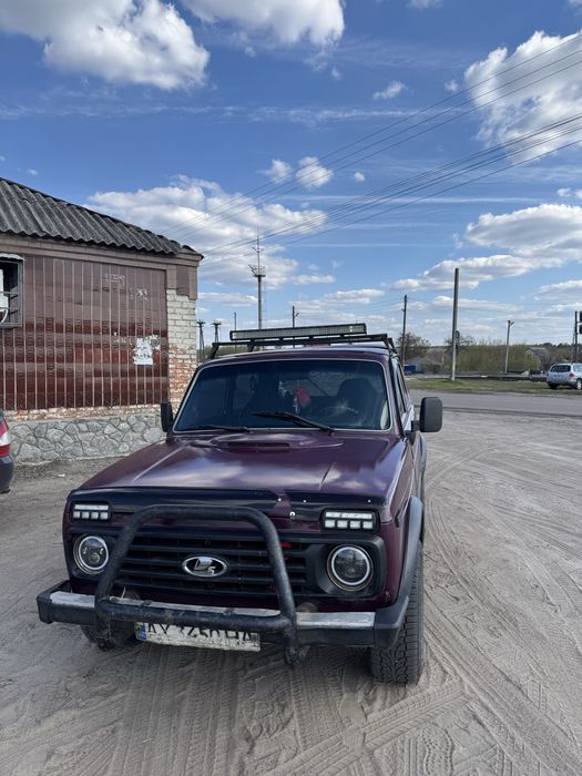 Продам ниву ваз 21213