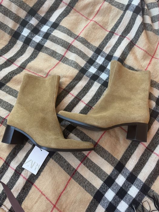 Чобітки zara замшеві, нові, 36 р.