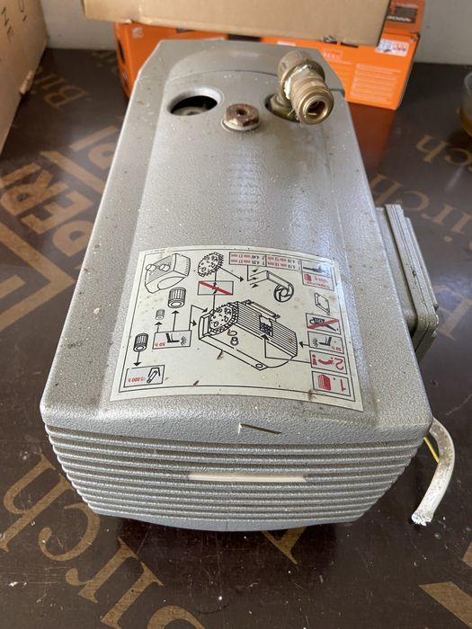 Pompa próżniowa Becker -850 mbar