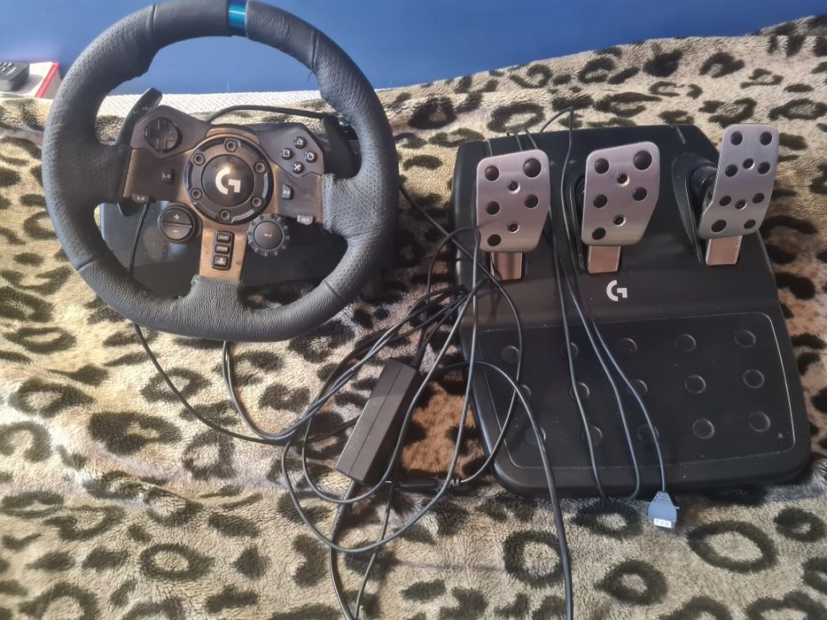 Kierownica Logitech g923 - w bdb stanie