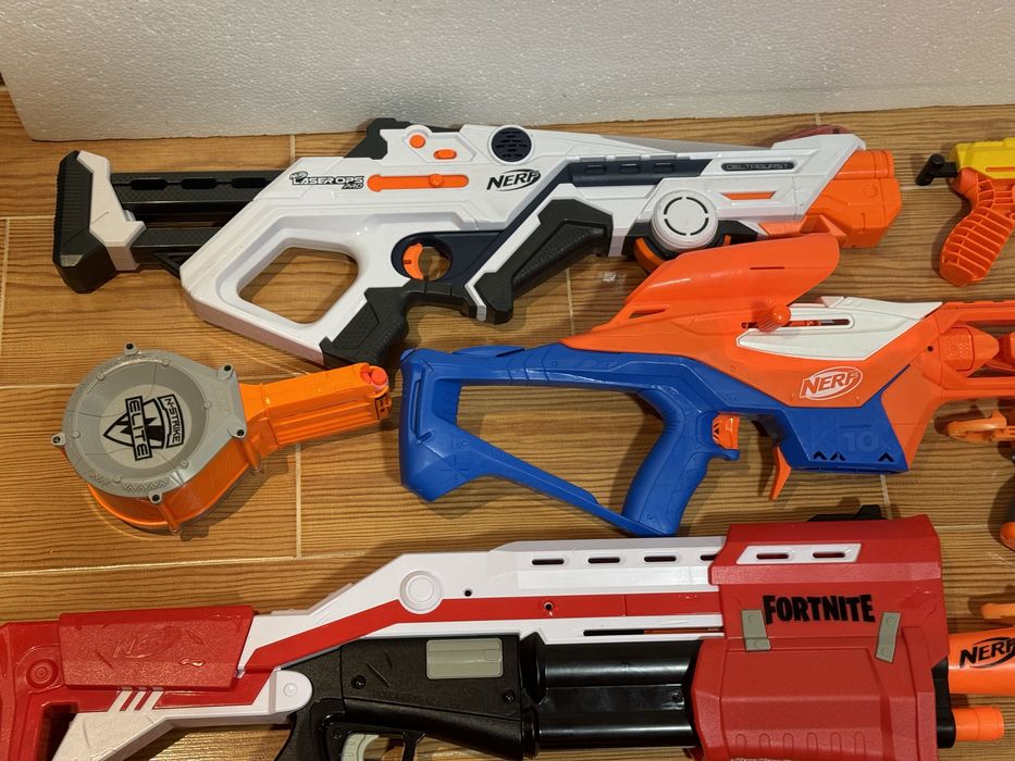 Conjunto de pistolas NERF