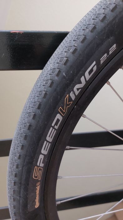 Pneus Continental Speed King 27.5x2.2 imaculados