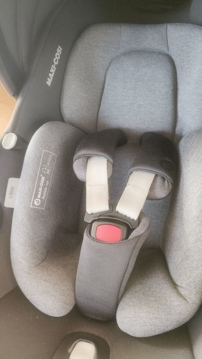 Fotelik maxi Cosi Pebble 360 z bazą