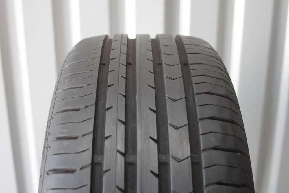 215/55/17 Continental ContiPremiumContact 5 215/55 R17 jak nowa