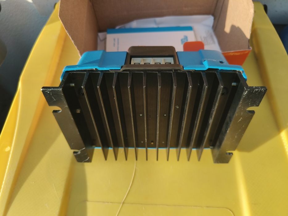 Victron mppt 100 50