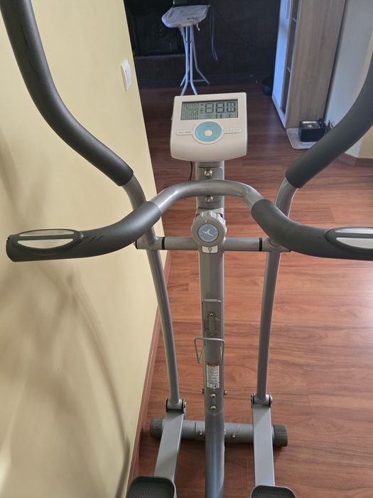 Elíptica em bom estado