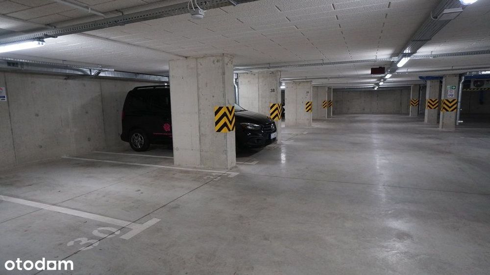 Dwie Kawalerki, balkon, parking