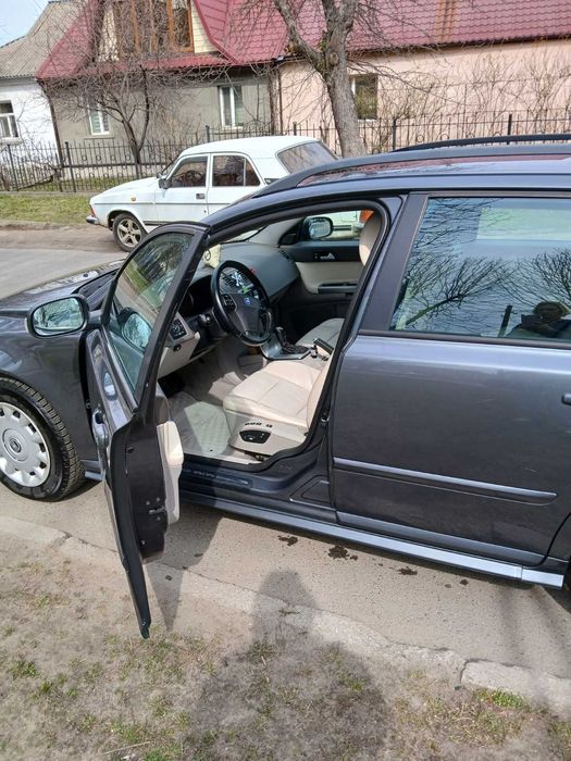 Продам своє авто.