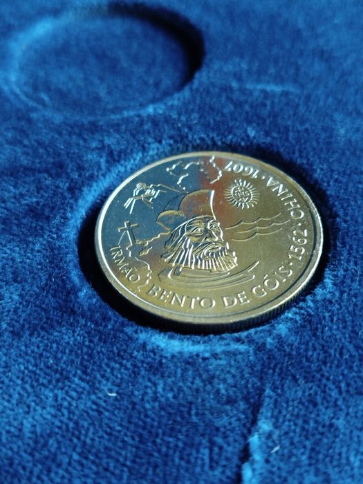 Moeda comemorativa de 200 Escudos- Irmão Bento de Góis