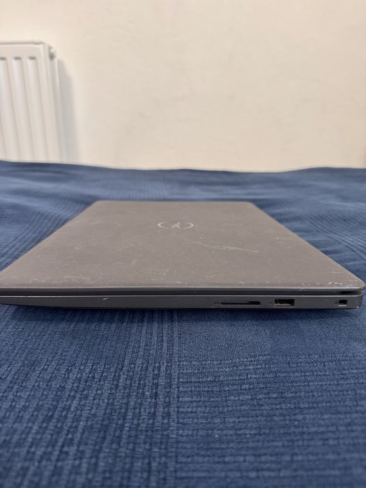 DELL/ i5-1135G7/RAM DDR4-16GB/SSD M2256GB