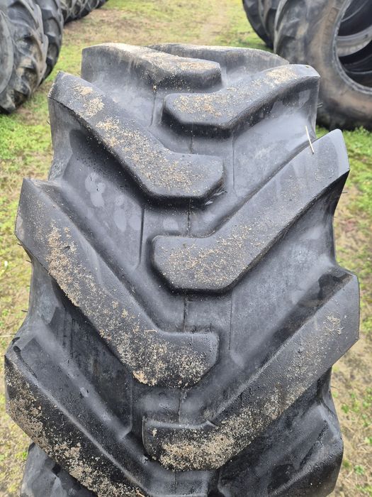 Opona 400/70-20  16.0/70-20  405/70-20