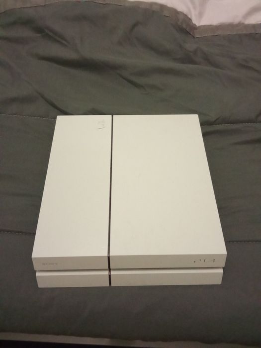 PS4 usada porém como nova