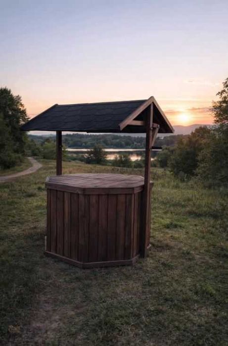 Studnia ozdobna drewniana ( bardzo duża )
