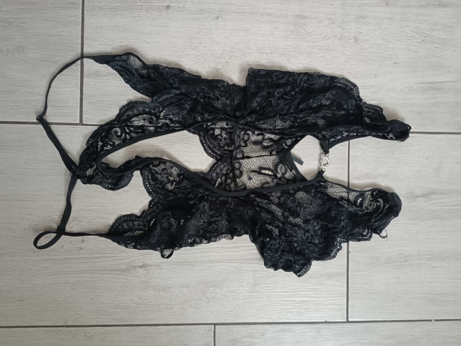 Body koronkowe bielizna