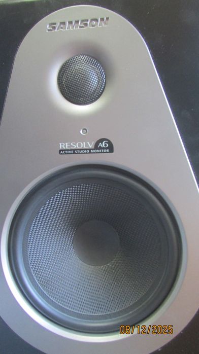 Monitores de estúdio Samson Resolv A6