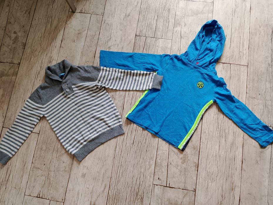 Elegancki sweter i bluza z kapturem r. 122