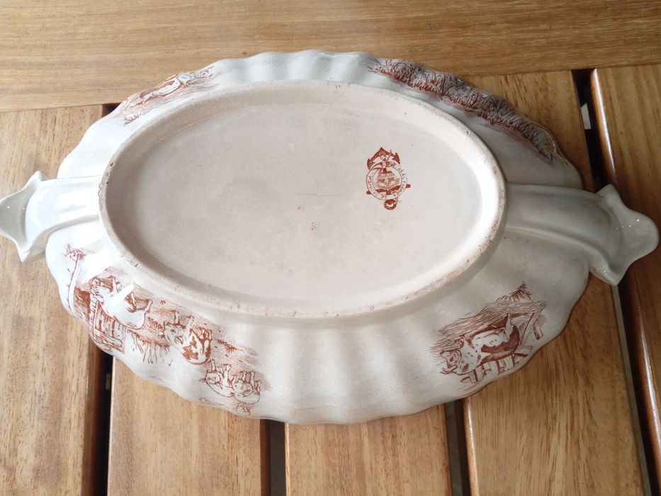 Antiga terrina Sacavém